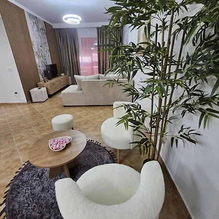Joan Apartment